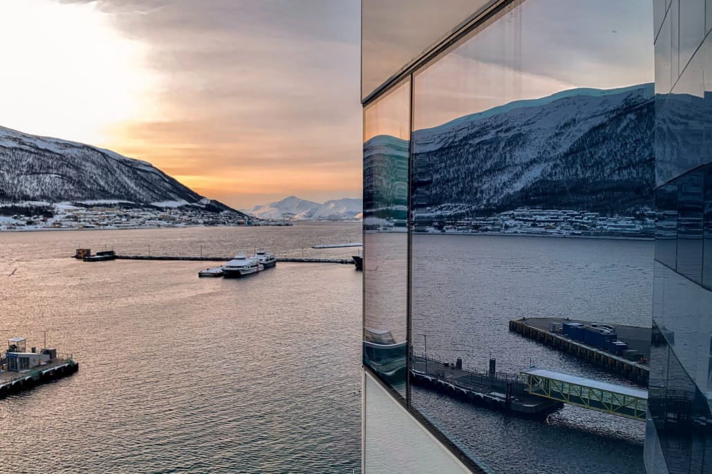 Viaggio Nord Lofoten Tromso Norvegia Esperienza Artica Fiordo Clarion Hotel The Edge Vista