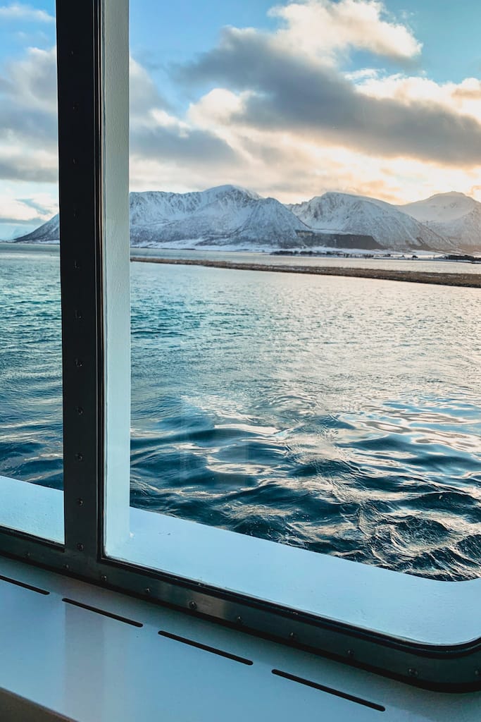 Viaggio Nord Lofoten Tromso Norvegia Esperienza Artica Crociera Lofoten Hurtigruten Ristorante Vista