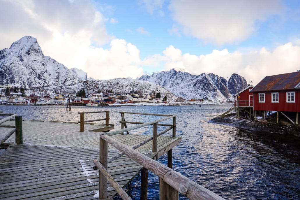 Viaggio Nord Lofoten Tromso Norvegia Esperienza Artica Reine Rorbuer Fiordo Rorbu