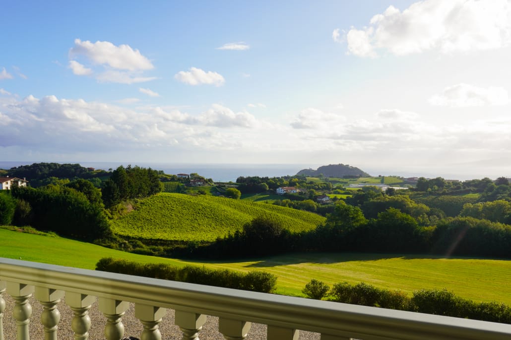 paesi baschi getaria hotel iturregi prato vista oceano colline