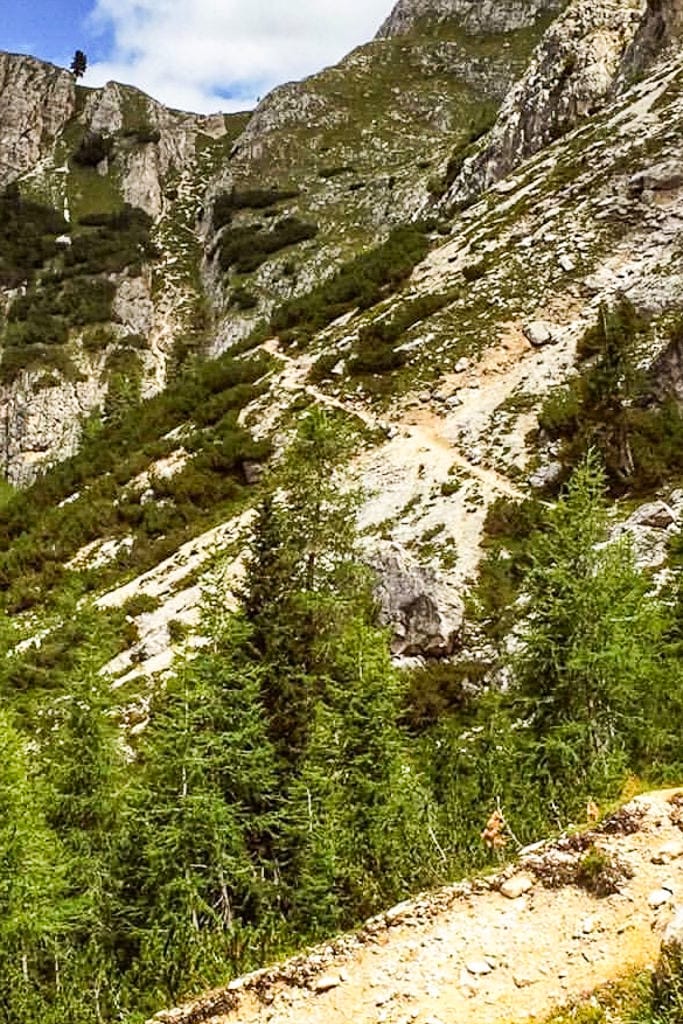 forcella salares alta badia camminata escursioni lagazuoi sentiero