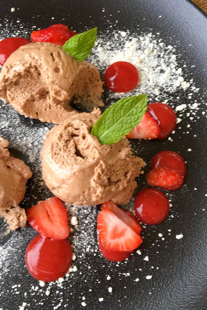 lubiana autunno dessert mousse cioccolato fragole