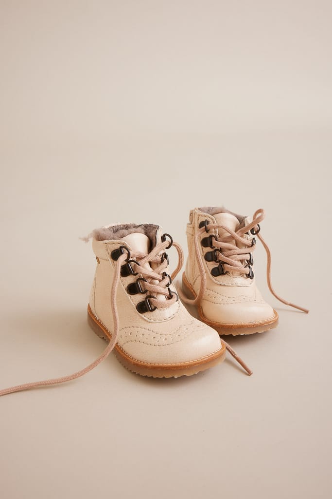 stivaletti ellie crema neonata primi passi bambini lookbook