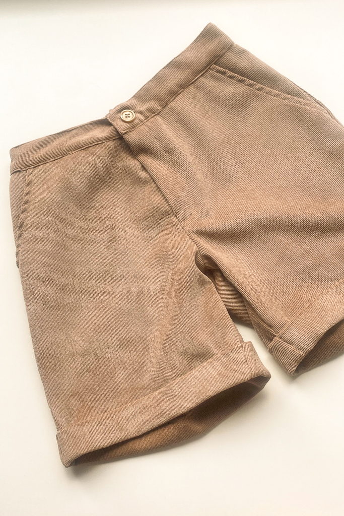 piccoli sarti-pantaloni-corti-lu-01 pantaloni in velluto di cotone per bambina, color beige lusso