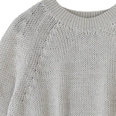 una maglia in pura alpaca, lussuosa, morbida ed elegante per avvolgere al caldo le donne