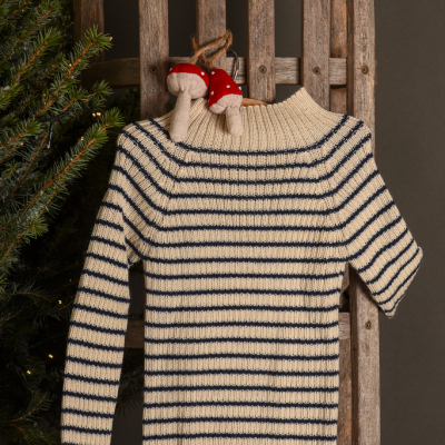 maglione caldo per bambina per l'inverno in fibra di alpaca del brand esencia