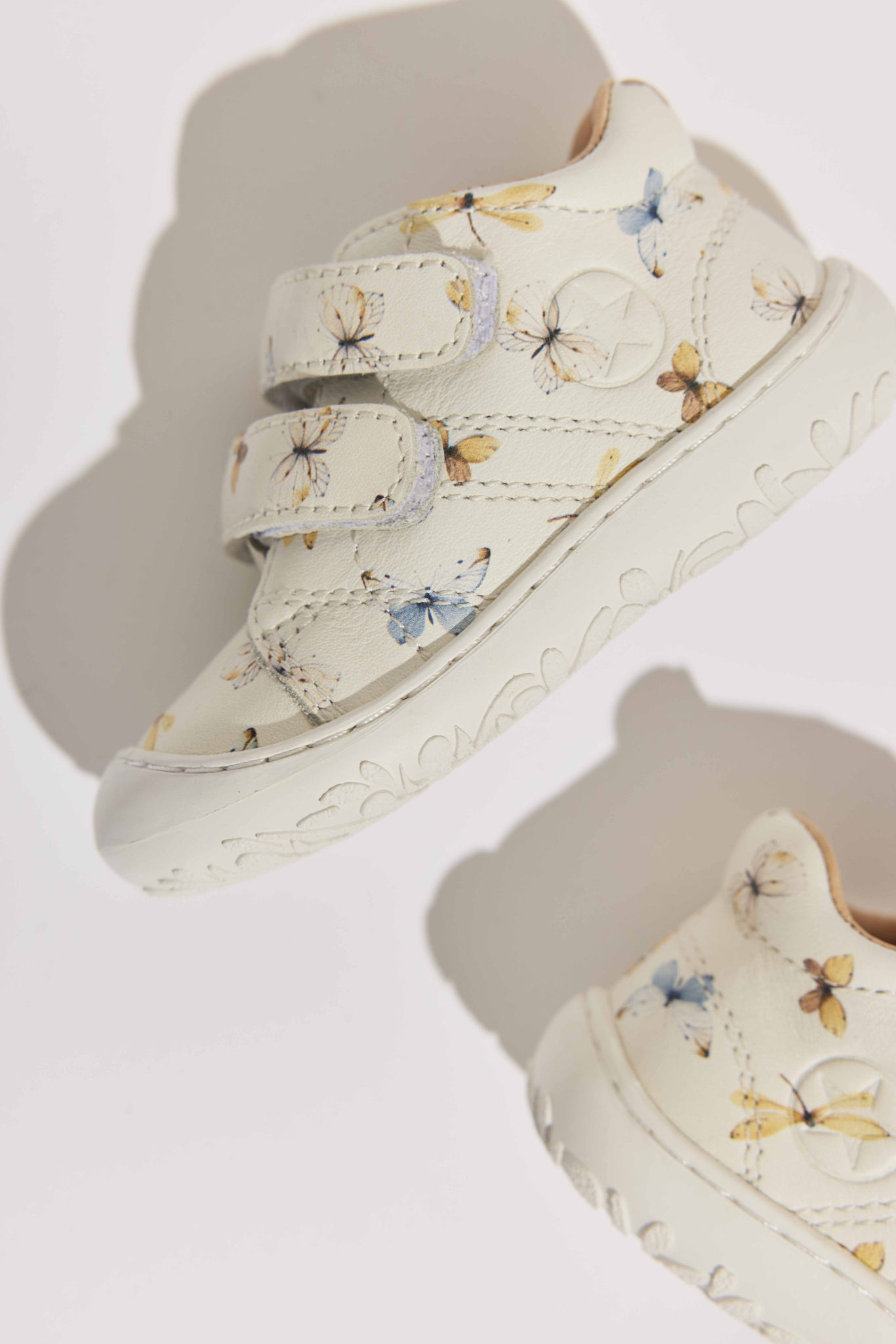primi passi bambina scarpe sostenibili bisgaard